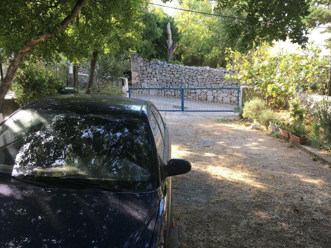 Mira